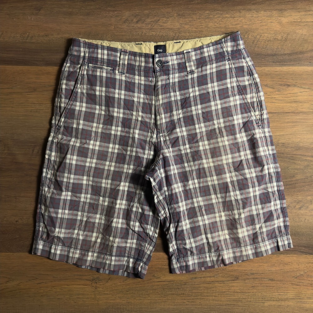 Y2K Gap Men Plaid Flat Front Shorts Gray White Red Size 31 Casual Summer Walking